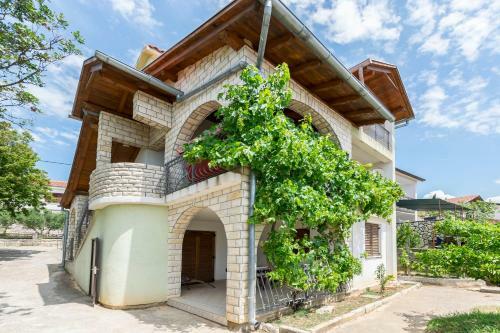 House Iva