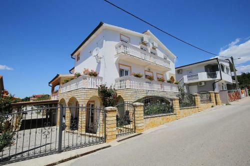 Apartment Maslenica 6572c