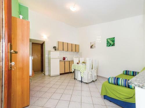 Apartment Maslenica Kraljice Jelene