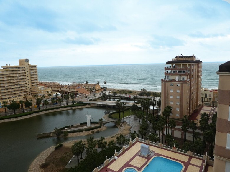 Apartamentos Tavernes Playa Suites 3000