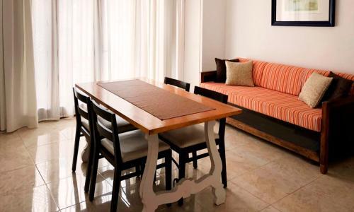 Granada Apartments