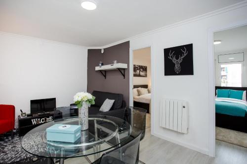 Brand New Elegant 3 Bedroom Apartment