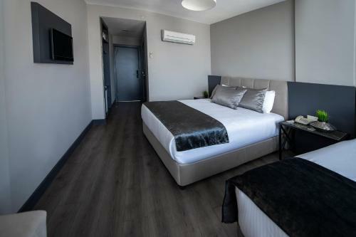 Tourist Hotel