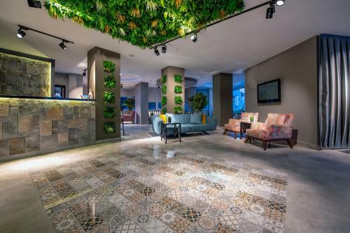 Tourist Hotel