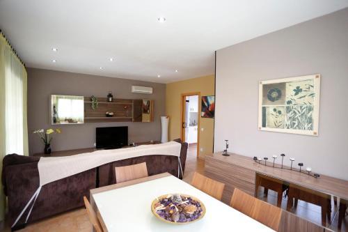 Beautiful Villa With Private Pool And Barbecue