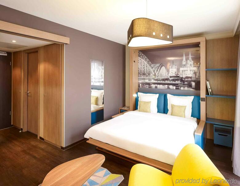 Hotel Adagio K�ln City
