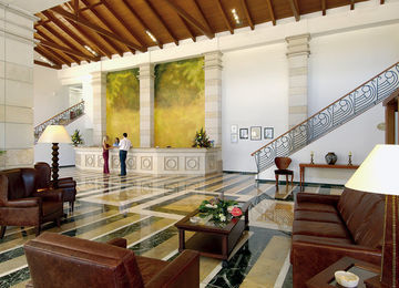 Hotel Pilot Beach Resort