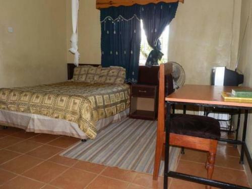 Hostal Relax Guest House