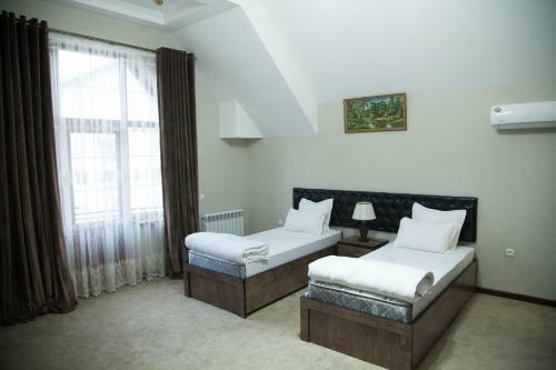 Ahmadkhon Hotel