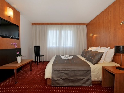 Hotel Quality Suites Bordeaux Aeropo