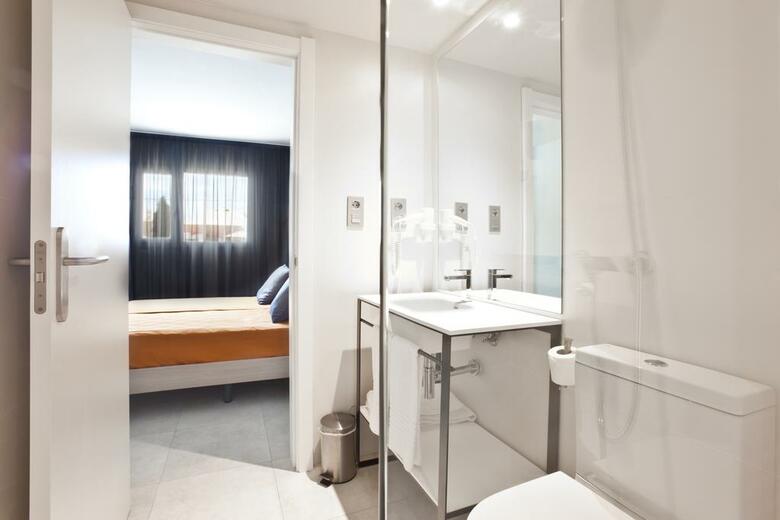 Ryans Ibiza Apartments - Adults Only