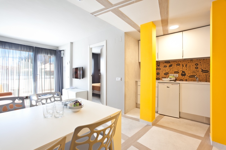 Ryans Ibiza Apartments - Adults Only