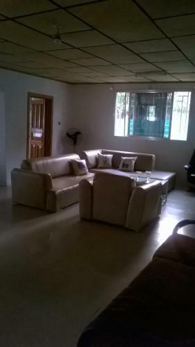 Hostal Airport Lodge Lungi