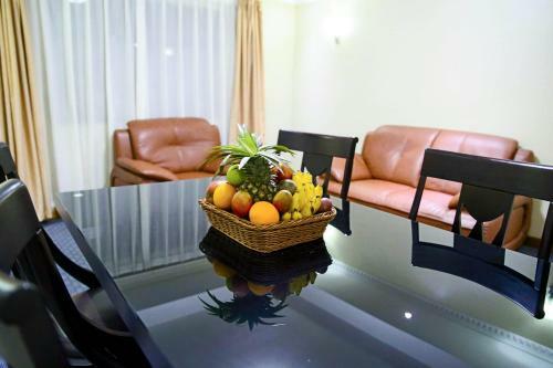 Hill View Hotel & Aparts