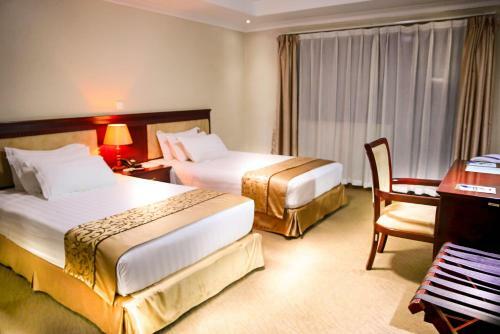 Hill View Hotel & Aparts