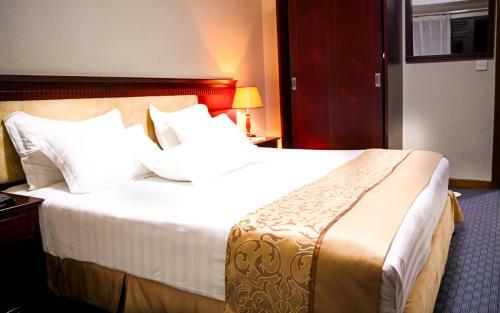 Hill View Hotel & Aparts