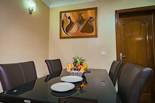 Hill View Hotel & Aparts