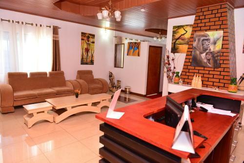 Hostal B.maurice Guest House
