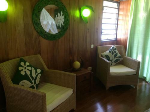 Hostal Taoahere Beach House