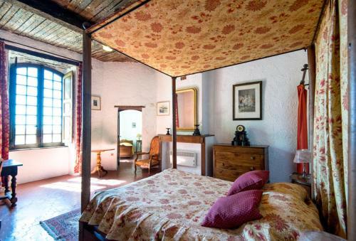 Hostal Ch�teau De Chanteraine