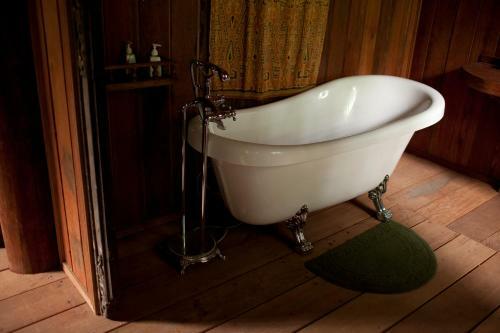 Hotel Rajabori Villas Resort