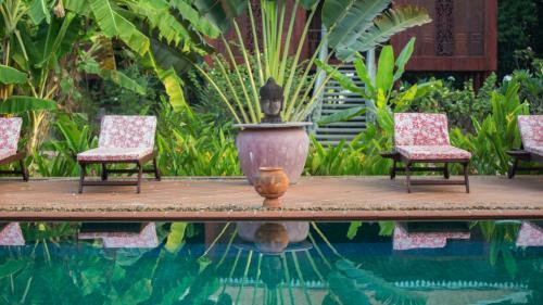 Hotel Rajabori Villas Resort