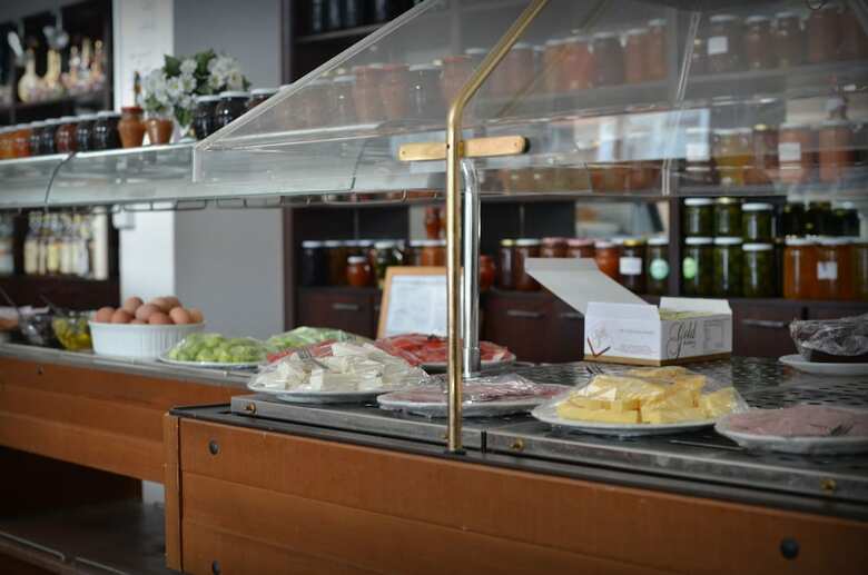 Elyssia Hotel