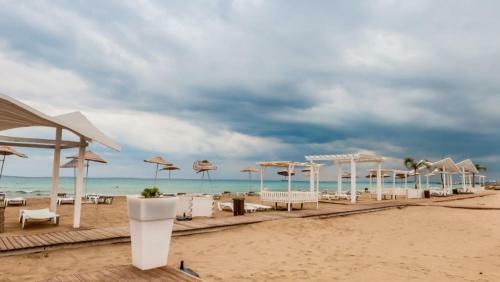 Caesar Beach Villas And Apartments
