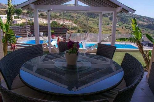 Episkopi House