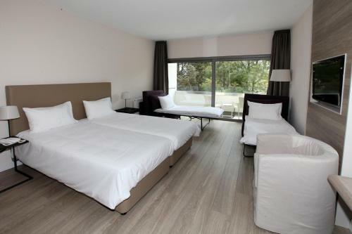Droushia Heights Hotel