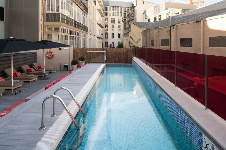 Hotel Catalonia Square