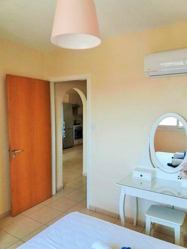 206 Sunrise Beach Apartment