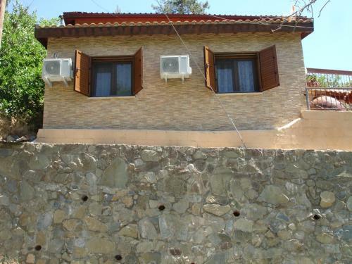 The Love Holiday House