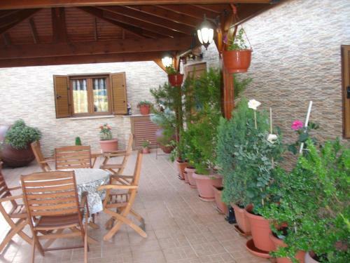 The Love Holiday House