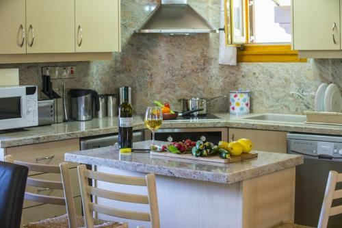 Ricky Chalet Near Troodos