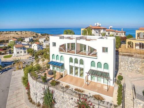 Joya Cyprus Nightingale Garden Apartment