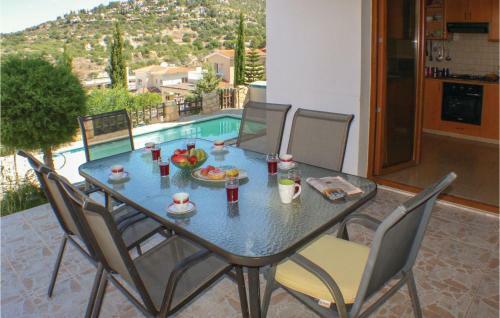 Four-bedroom Holiday Home In Tala-paphos