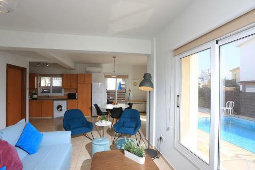 Seabreeze Villa