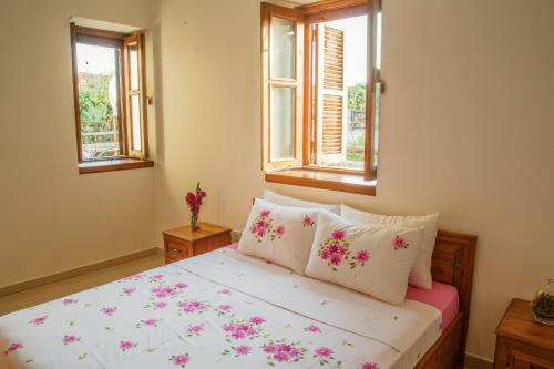 Villa Tanyel Rentals