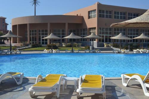 Romance Hotel
