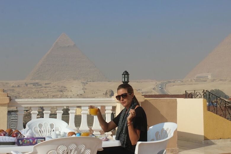 Posada Royal Pyramids Inn