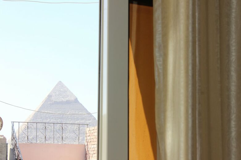 Posada Royal Pyramids Inn