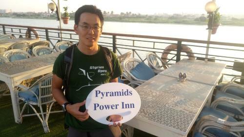 Hostal Pyramids Power Inn