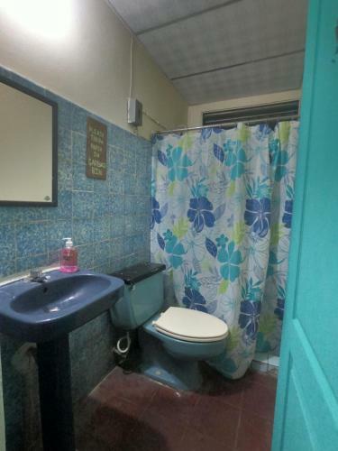 Pool House Hostel