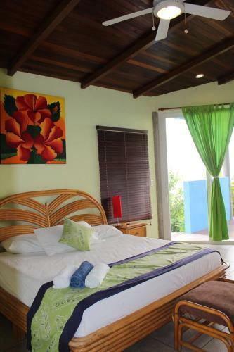 Kayu Hotel Y Restaurant