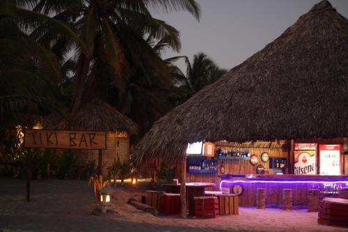 Hotel Tortuga Village