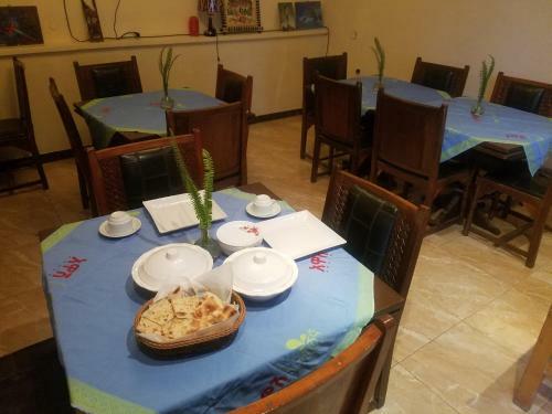 Hotel Parrot Guest House