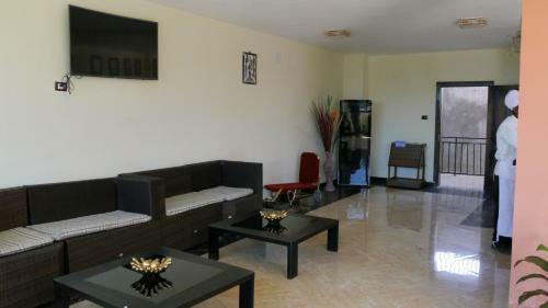 Zagwe Hotel