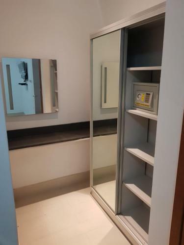 Relax Waterfront Serviced Apartment