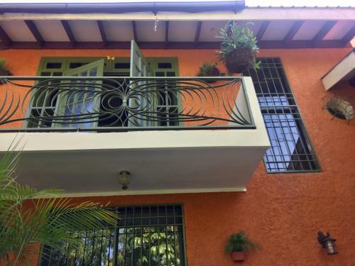 Hostal Residences Etang Du Jong